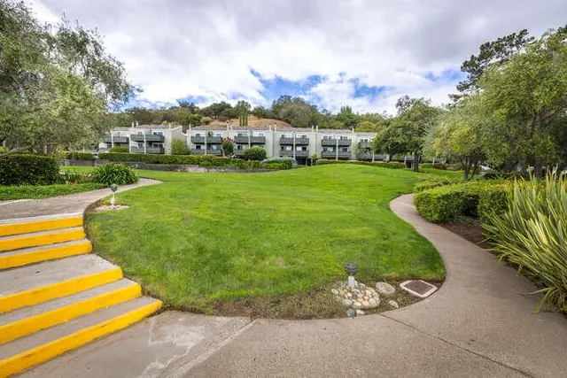 $649,000 | 4008 Farm Hill Boulevard, Unit 102, Redwood City, CA 94061