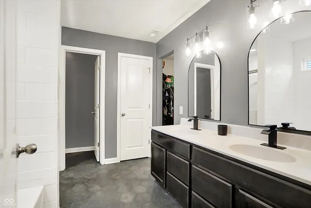 $475,000 | 1664 Woodside Circle, Franklin, IN 46131