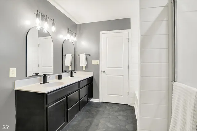 $475,000 | 1664 Woodside Circle, Franklin, IN 46131