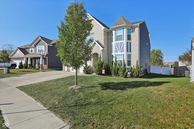 $475,000 | 1664 Woodside Circle, Franklin, IN 46131