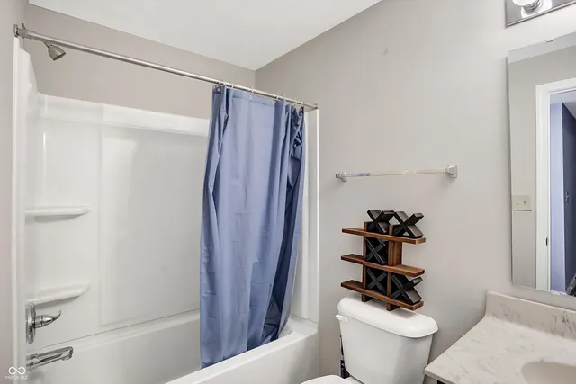 $475,000 | 1664 Woodside Circle, Franklin, IN 46131