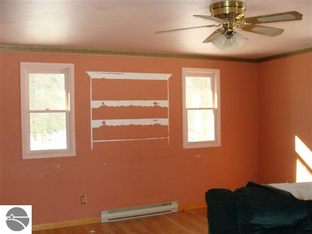14451 Rosa Road Beulah, MI 49617 - Photo 4 of 10 1712644-3.JPG
