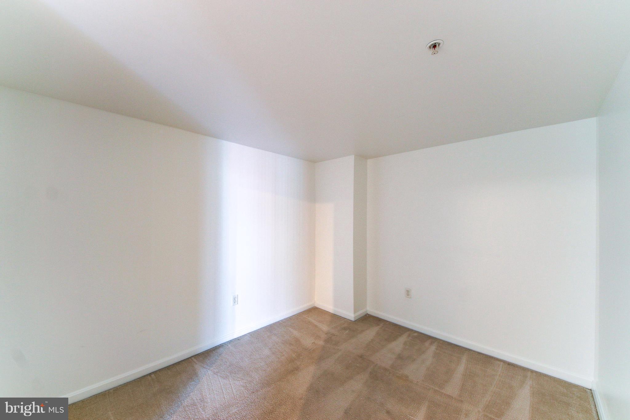 2726 Gallows Road, Unit 509 Vienna, VA 22180 - Photo 11 of 23 Den