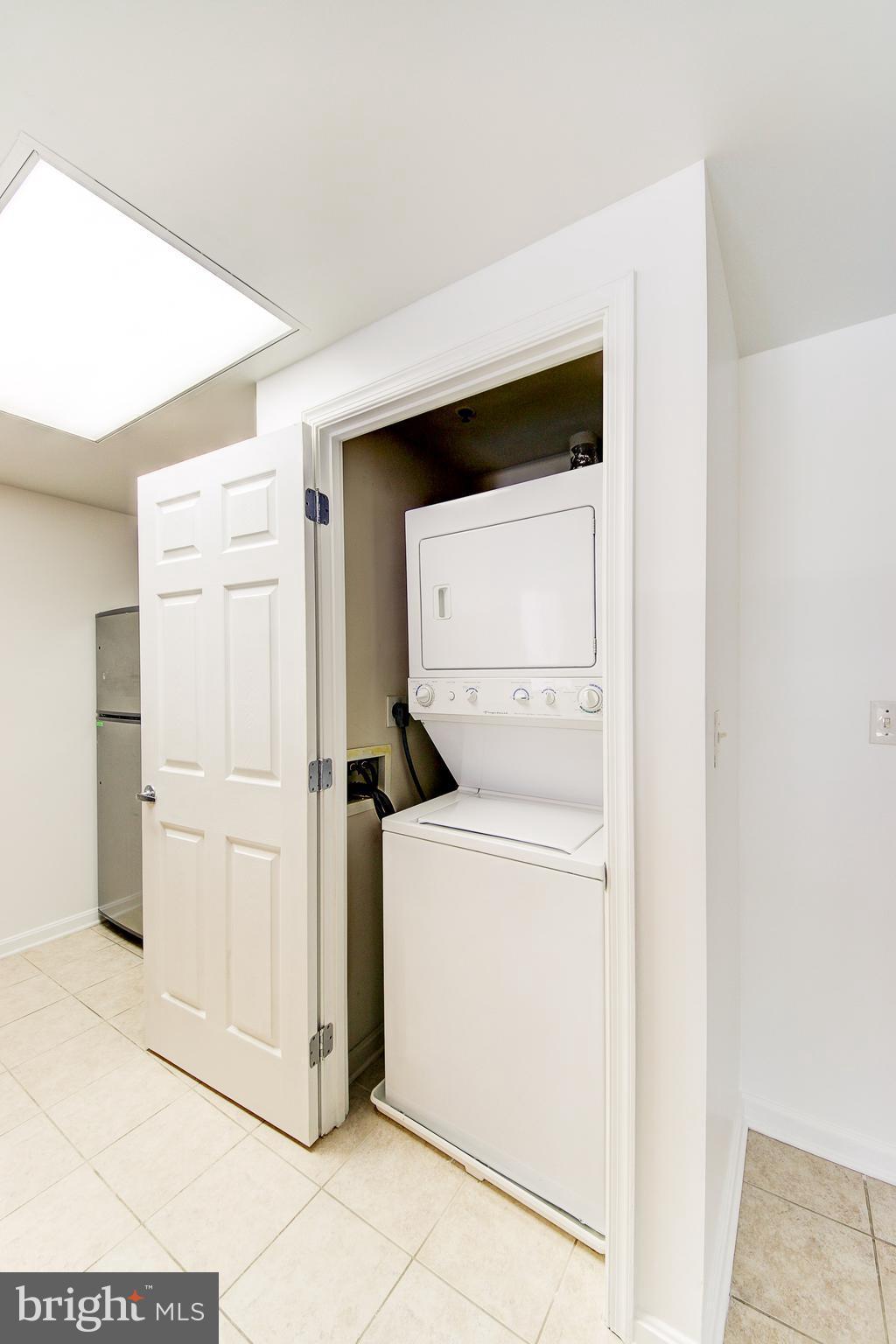 2726 Gallows Road, Unit 509 Vienna, VA 22180 - Photo 7 of 23 Interior (General)