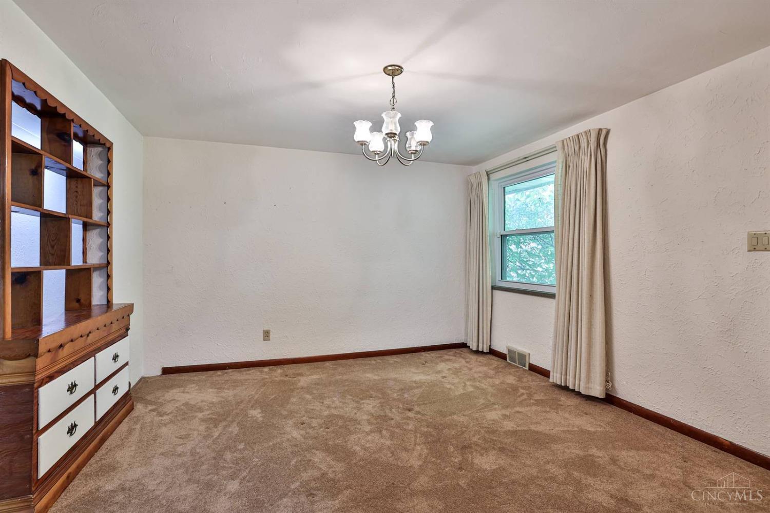 945 Old Springfield Road Vandalia, OH 45377 - Photo 9 of 45 Gallery Image 9