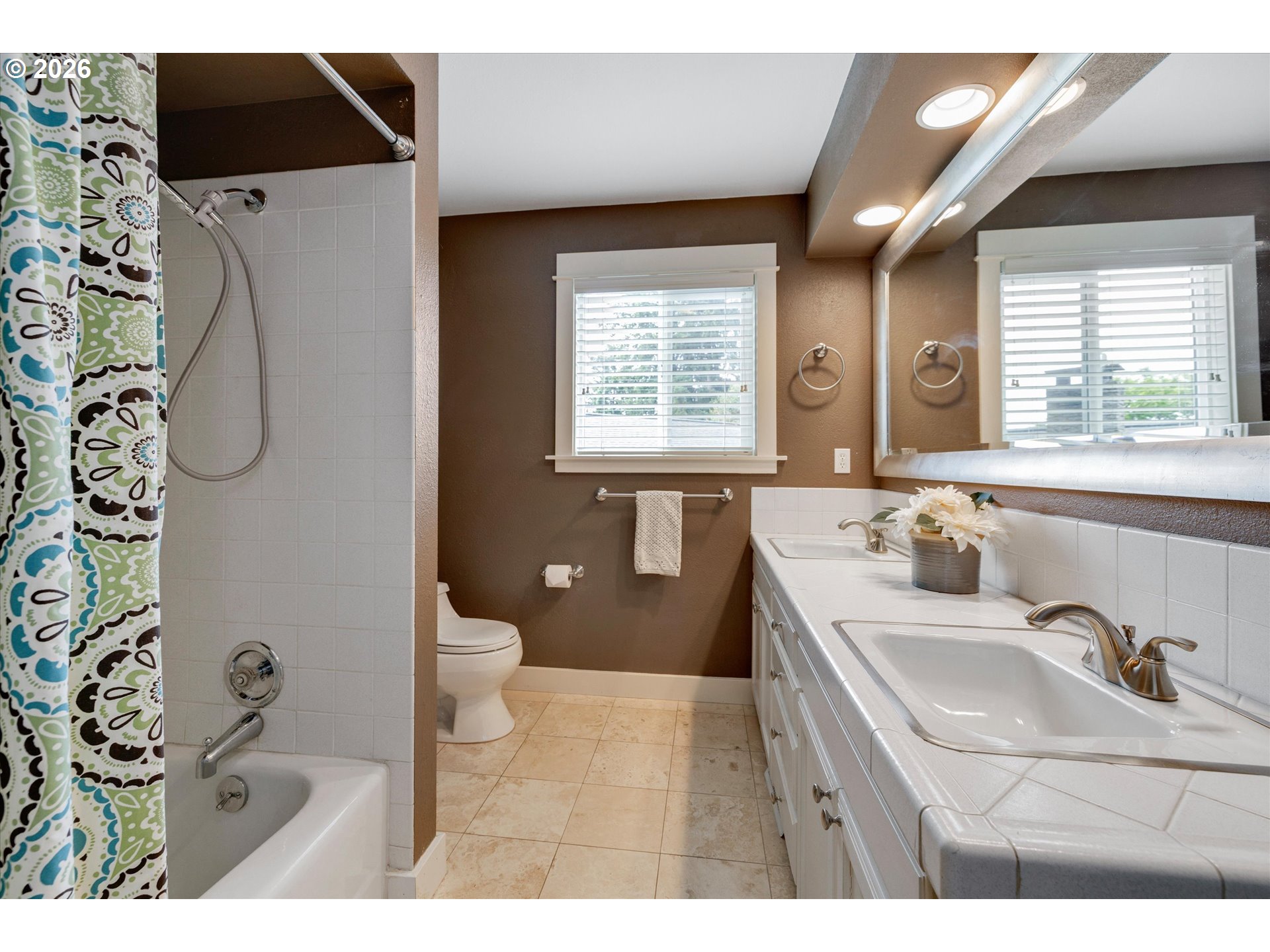 6435 Southwest 90th Avenue Portland, OR 97223 - Photo 16 of 38 Bathroom