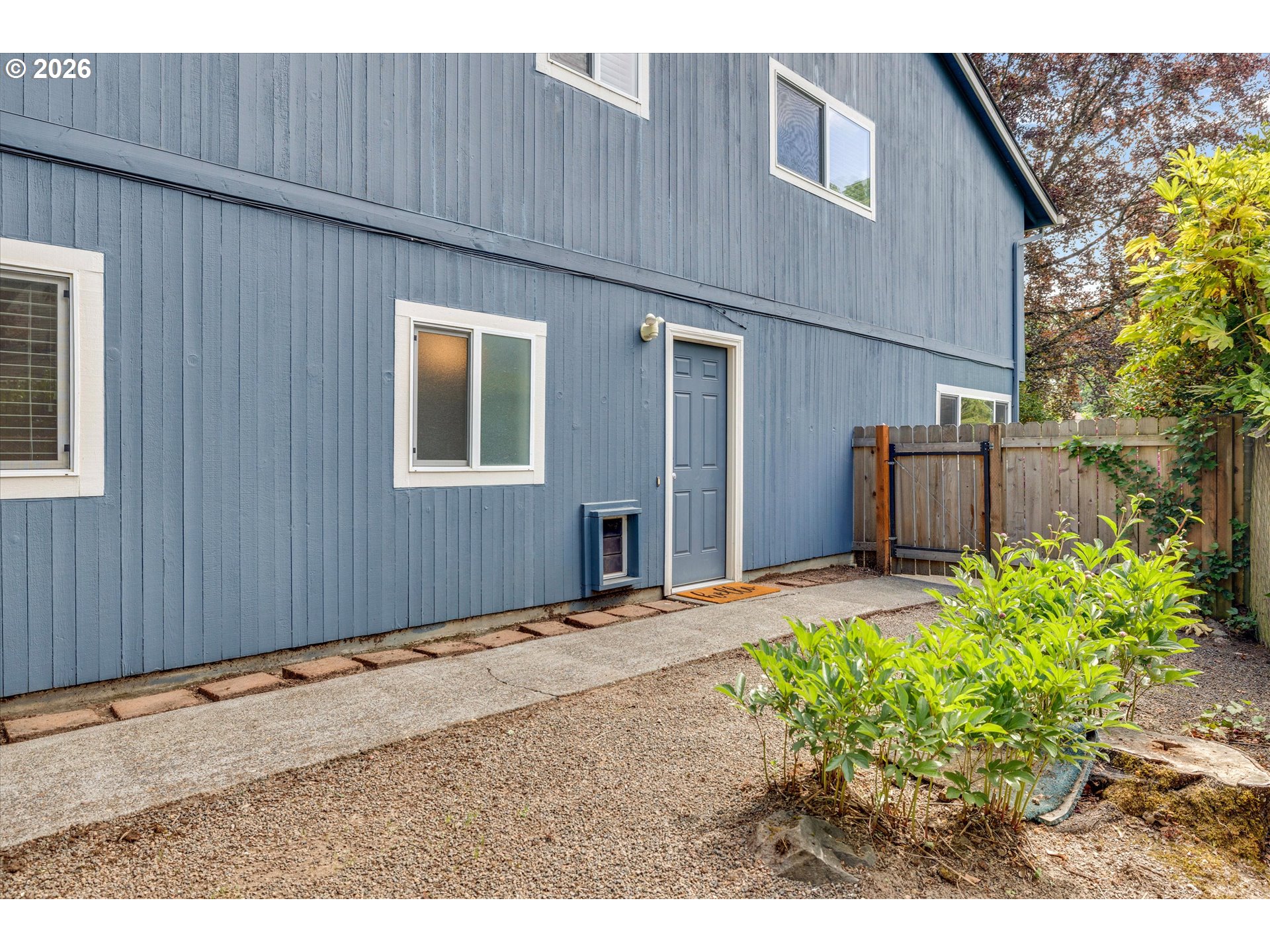 6435 Southwest 90th Avenue Portland, OR 97223 - Photo 31 of 38 Dog Run