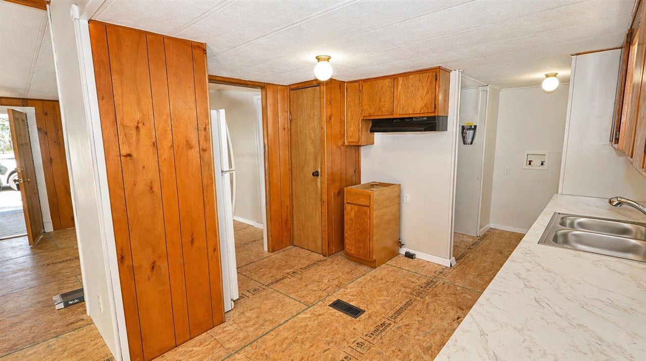 447 Mayhew Road Smiths Grove, KY 42171 - Photo 21 of 38 Gallery Image 21