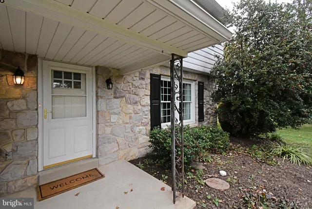 $450,000 | 704 Old Swede Road, Douglassville, PA 19518