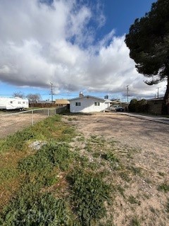 16366 Walnut Street Hesperia, CA 92345 - Photo 3 of 34