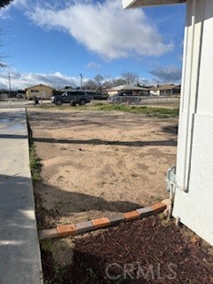 16366 Walnut Street Hesperia, CA 92345 - Photo 5 of 34