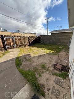 16366 Walnut Street Hesperia, CA 92345 - Photo 7 of 34