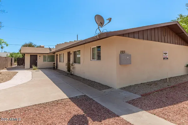 $925 | 2235 North 28th Street, Unit 2, Phoenix, AZ 85008