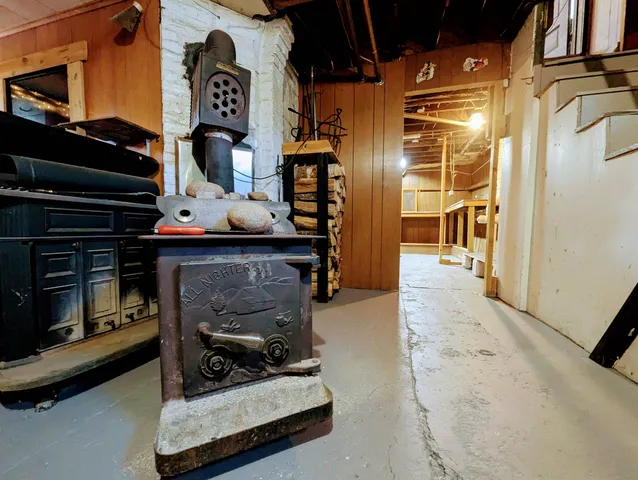 $349,900 | 56 Woodland Street, Claremont, NH 03743