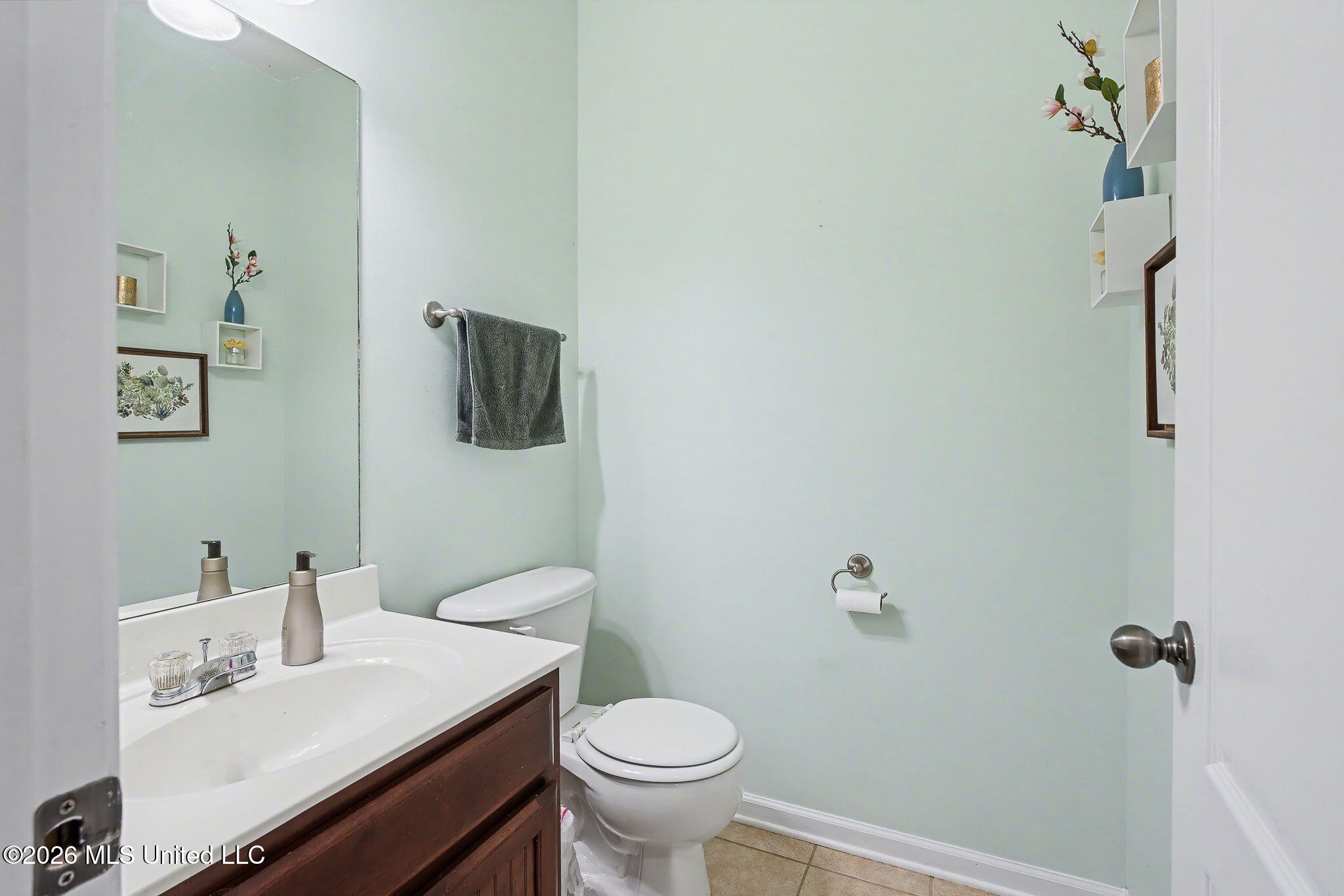 9450 Stone Point Drive Olive Branch, MS 38654 - Photo 20 of 47 21-web-or-mls-9450 Stone Point Dr-20