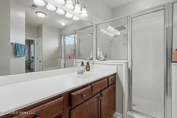 $329,900 | 9450 Stone Point Drive, Olive Branch, MS 38654