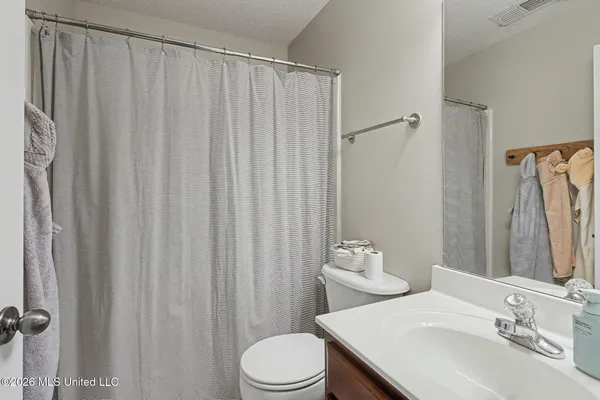 $329,900 | 9450 Stone Point Drive, Olive Branch, MS 38654