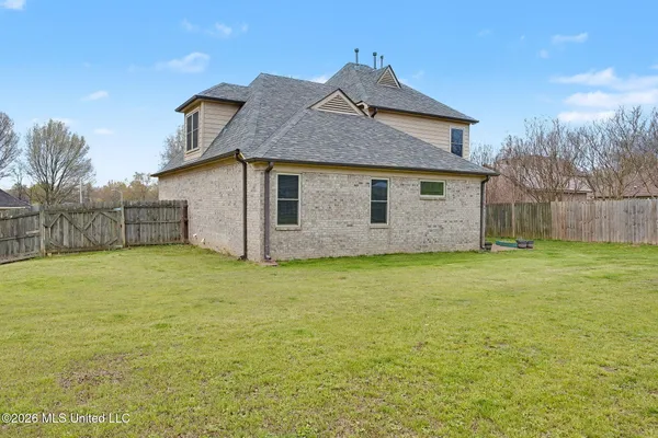 $329,900 | 9450 Stone Point Drive, Olive Branch, MS 38654