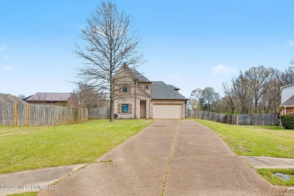 $329,900 | 9450 Stone Point Drive, Olive Branch, MS 38654