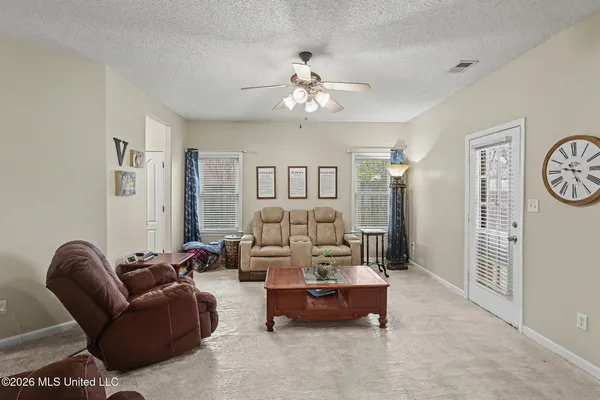 $329,900 | 9450 Stone Point Drive, Olive Branch, MS 38654