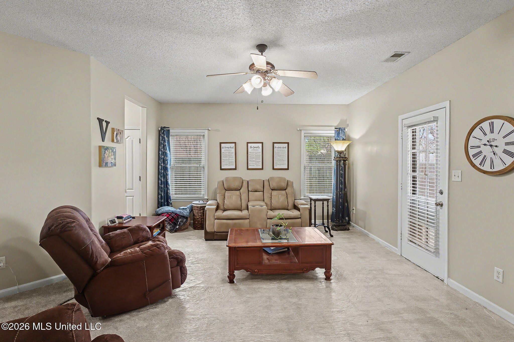 9450 Stone Point Drive Olive Branch, MS 38654 - Photo 10 of 47 11-web-or-mls-9450 Stone Point Dr-10