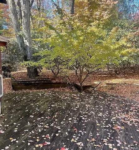 $879,000 | 11 Lomond Avenue, Chestnut Ridge, NY 10977