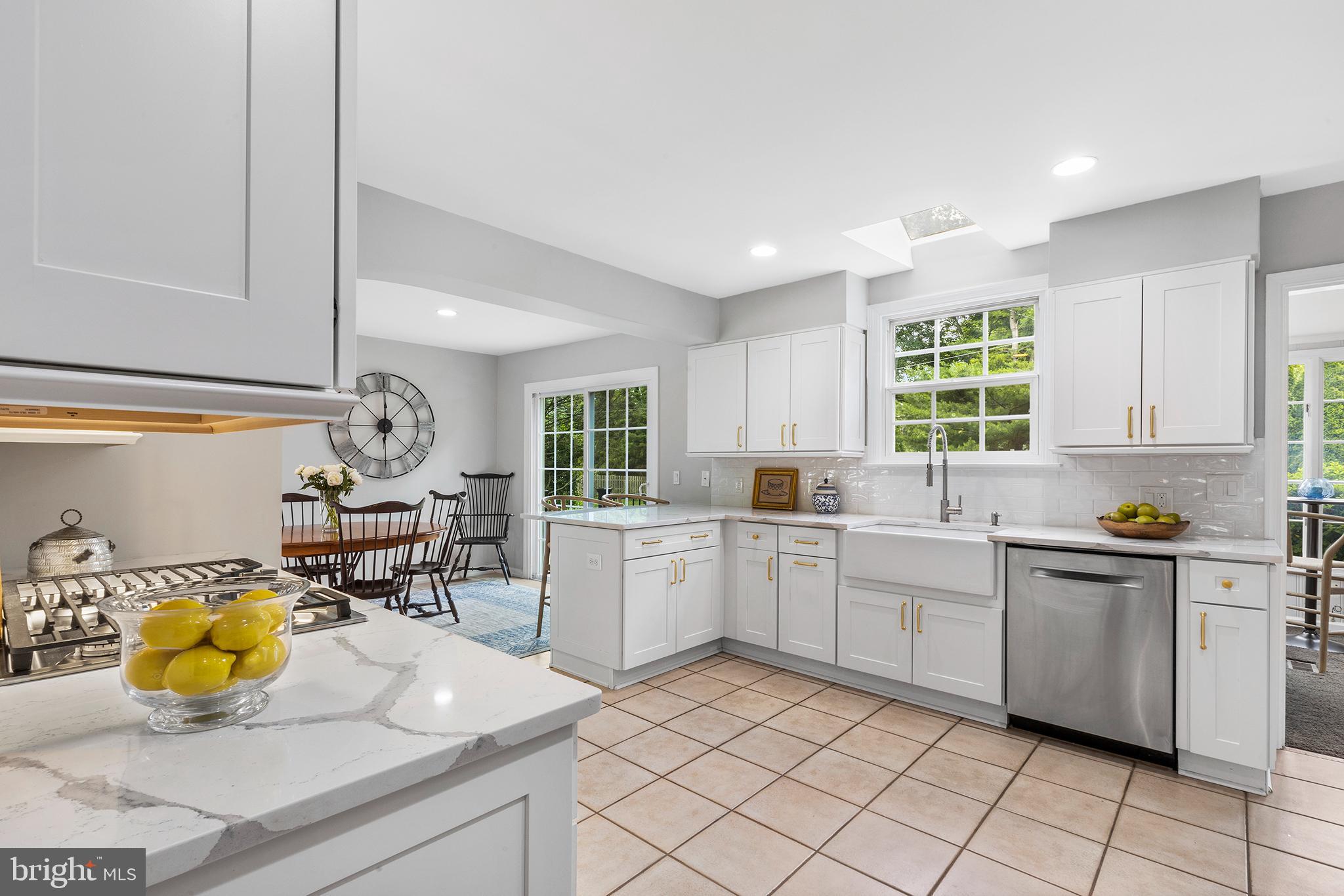 231 Sunset Road Wayne, PA 19087 - Photo 10 of 31