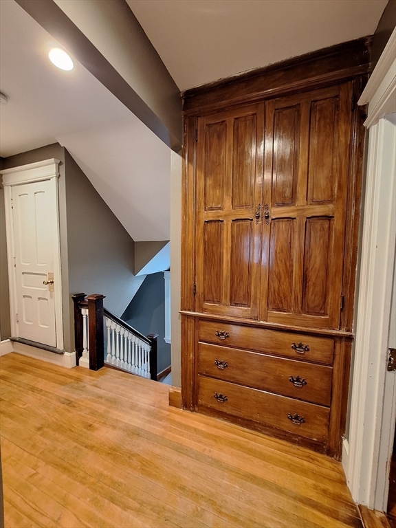 83 Chestnut Street Gardner, MA 01440 - Photo 12 of 27
