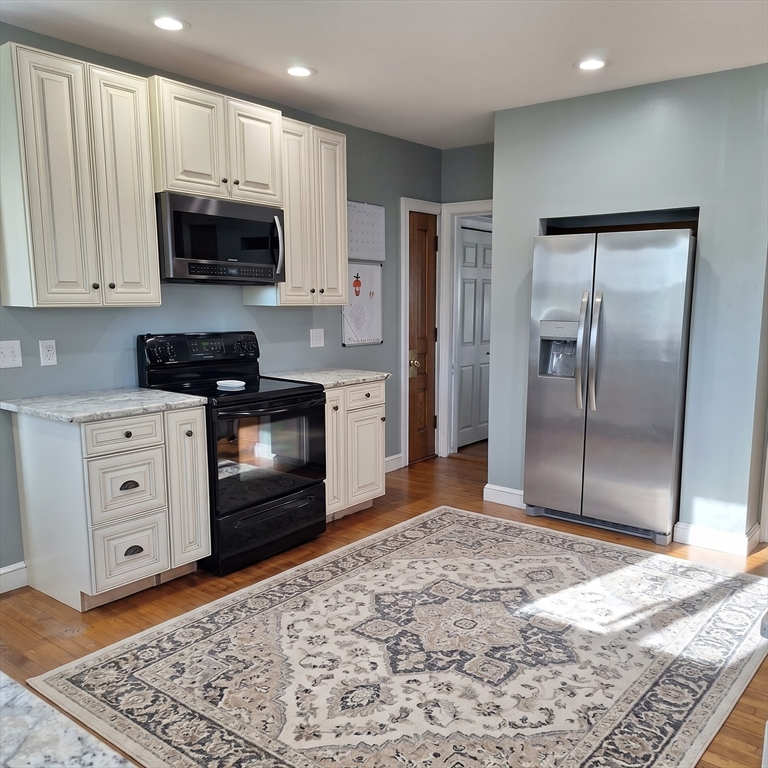 83 Chestnut Street Gardner, MA 01440 - Photo 2 of 27