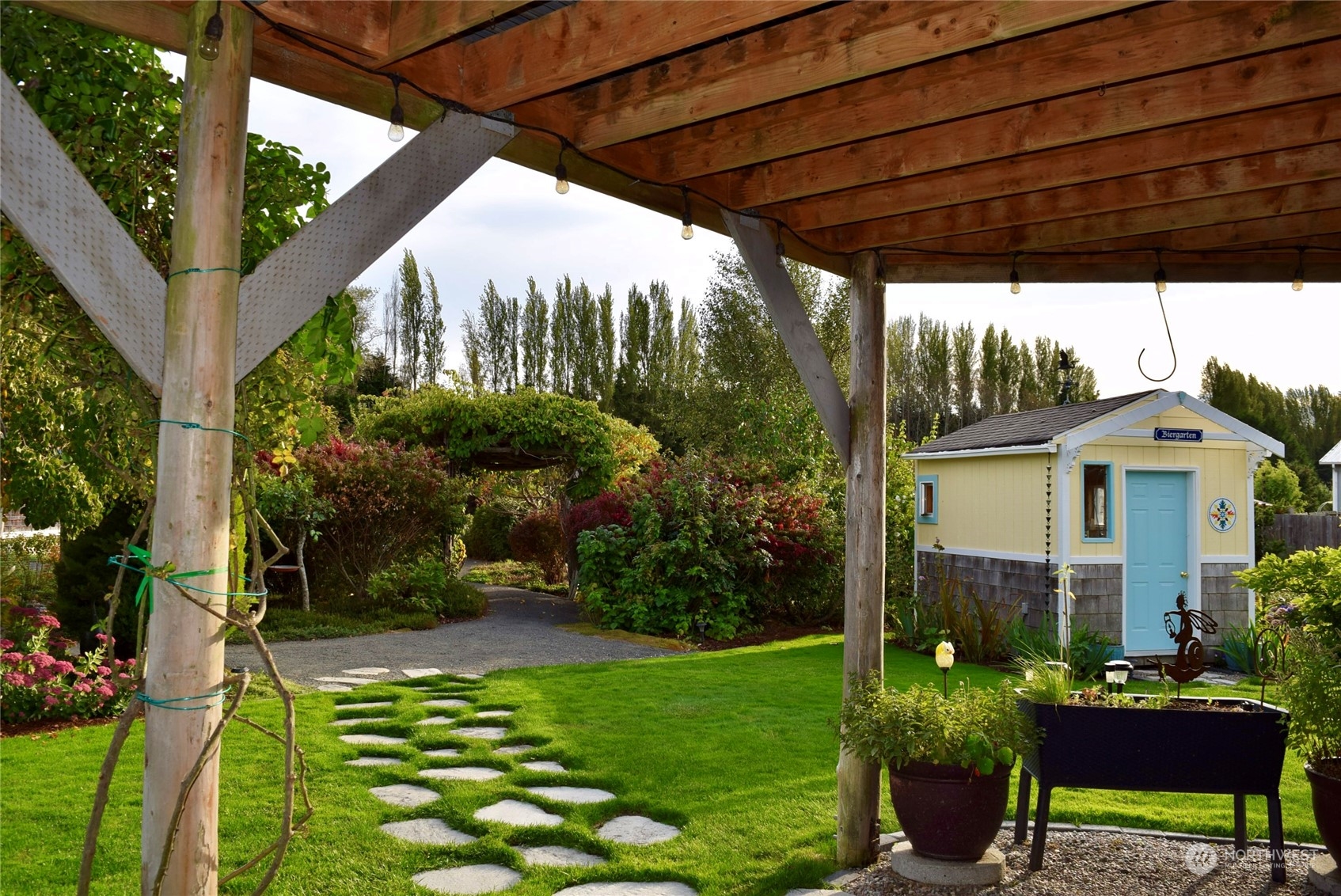 872 3 Crabs Road Sequim, WA 98382 - Photo 12 of 40 Gallery Image 12