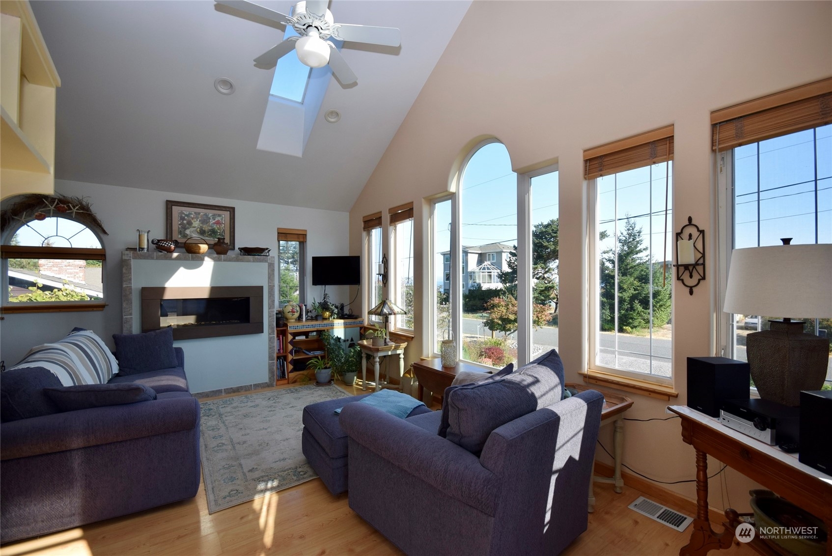 872 3 Crabs Road Sequim, WA 98382 - Photo 17 of 40 Gallery Image 17