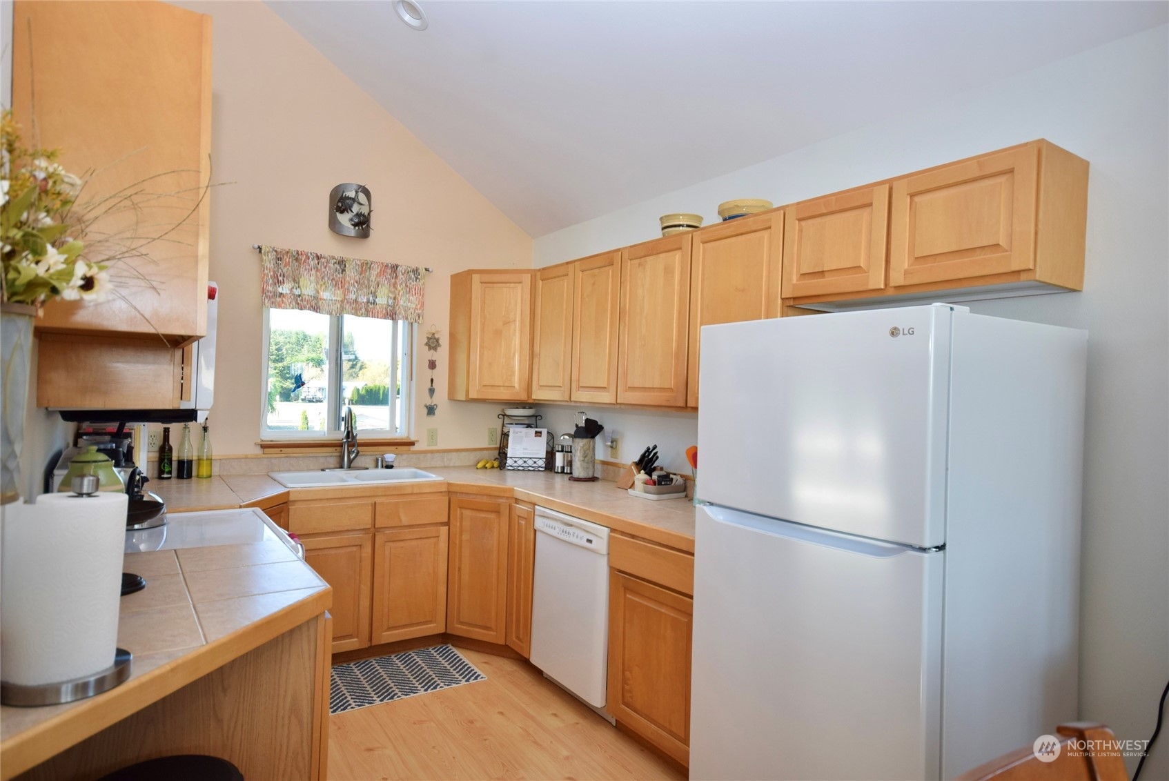 872 3 Crabs Road Sequim, WA 98382 - Photo 21 of 40 Gallery Image 21