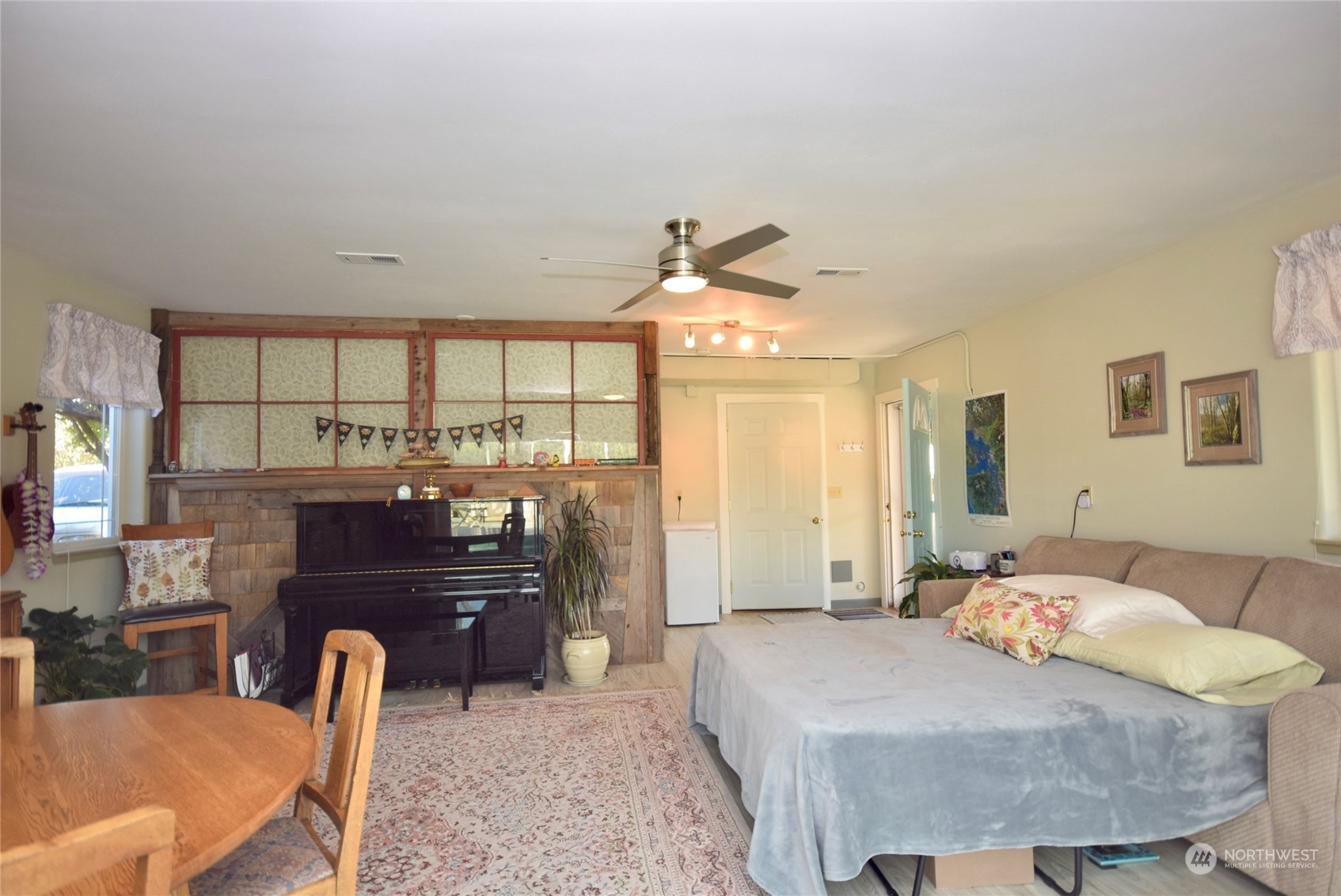 872 3 Crabs Road Sequim, WA 98382 - Photo 28 of 40 Gallery Image 28