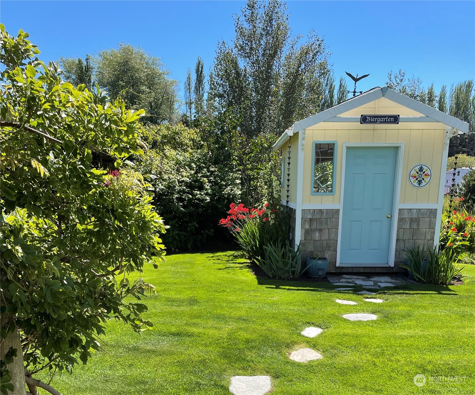 872 3 Crabs Road Sequim, WA 98382 - Photo 30 of 40 Gallery Image 30