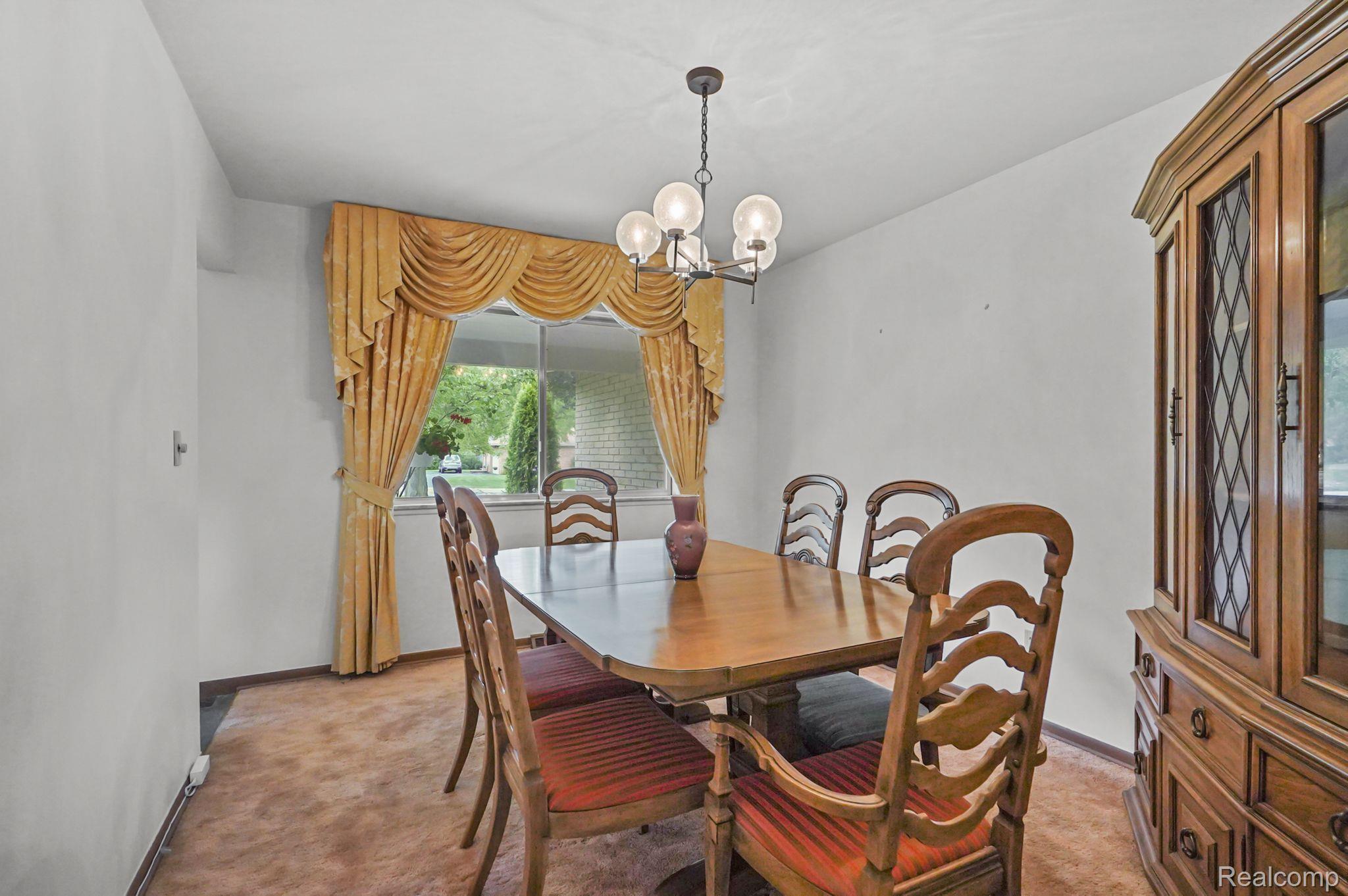36241 Hardenburg Road Farmington, MI 48331 - Photo 7 of 21 Gallery Image 7