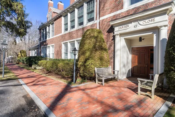 $1,195,000 | 63 Garden Road, Unit G2, Wellesley, MA 02481