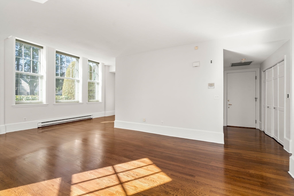 63 Garden Road, Unit G2 Wellesley, MA 02481 - Photo 4 of 22