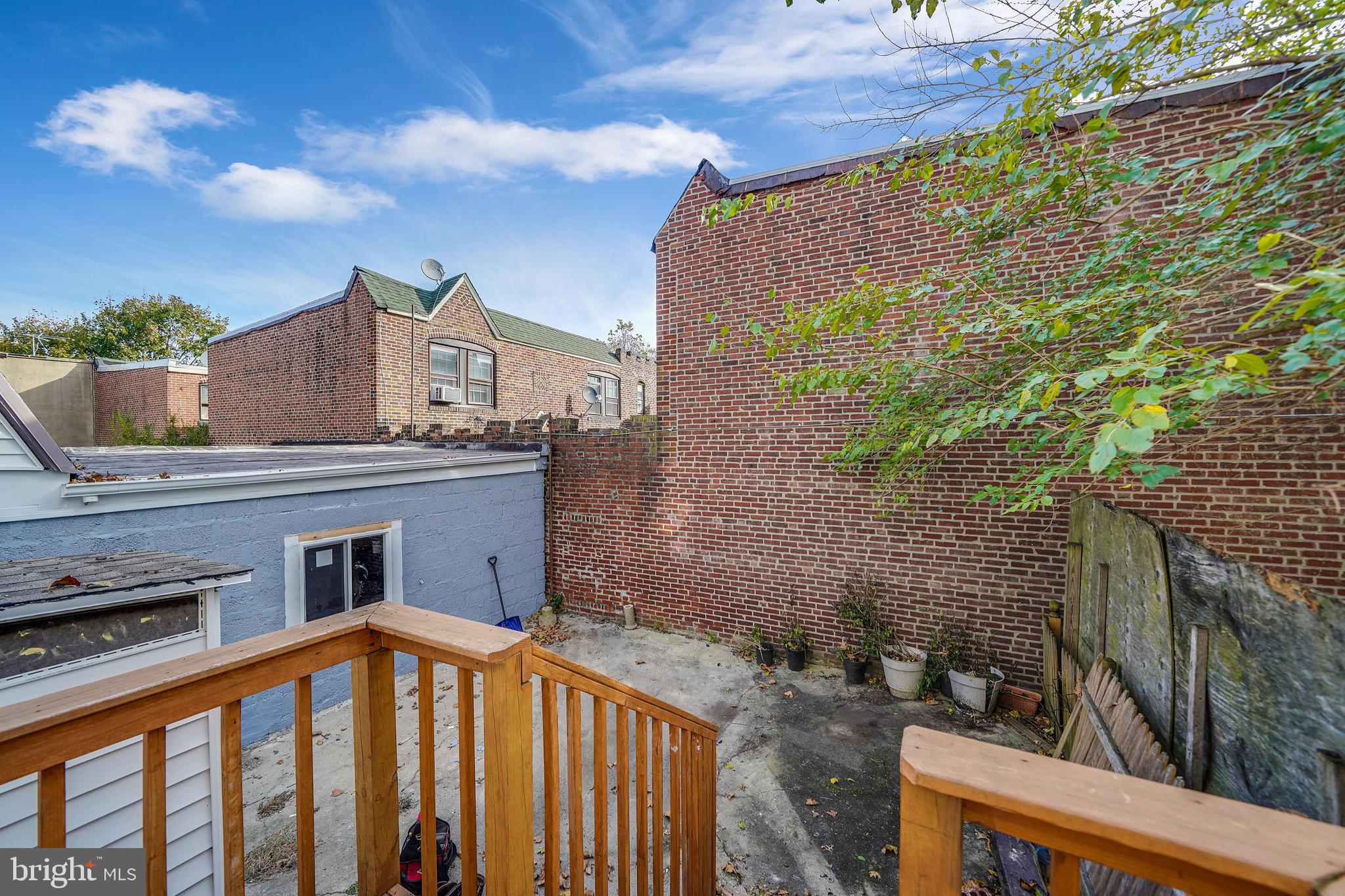 115 Hampden Road Upper Darby, PA 19082 - Photo 4 of 33