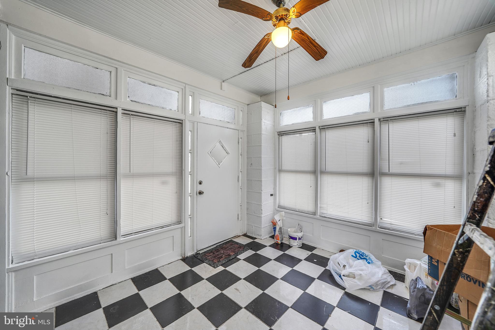 115 Hampden Road Upper Darby, PA 19082 - Photo 7 of 33