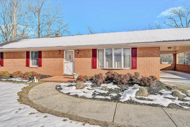 wooden floor in a room