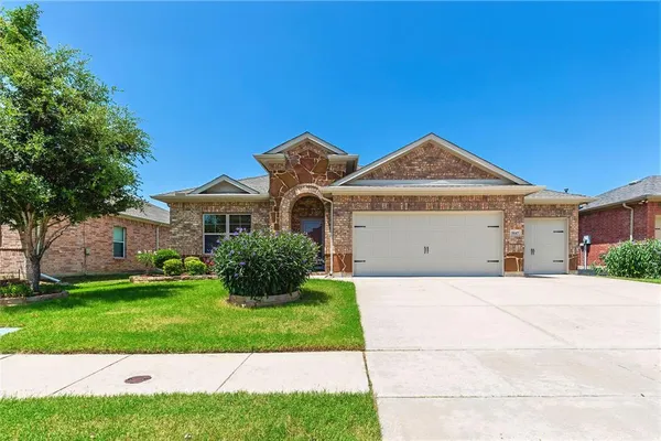 $409,900 | 5847 Candlelight Lane, Grand Prairie, TX 75052