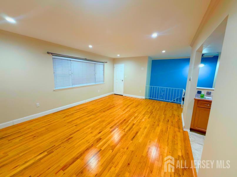 44 Judson Street, Unit 12B Edison, NJ 08837 - Photo 2 of 8