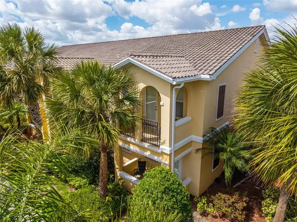 $2,700 | 1564 Napoli Drive West, Sarasota, FL 34232