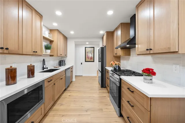 $1,425,000 | 230 Gila Way, Placentia, CA 92870