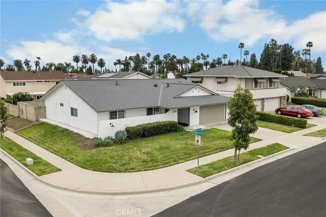 $1,425,000 | 230 Gila Way, Placentia, CA 92870