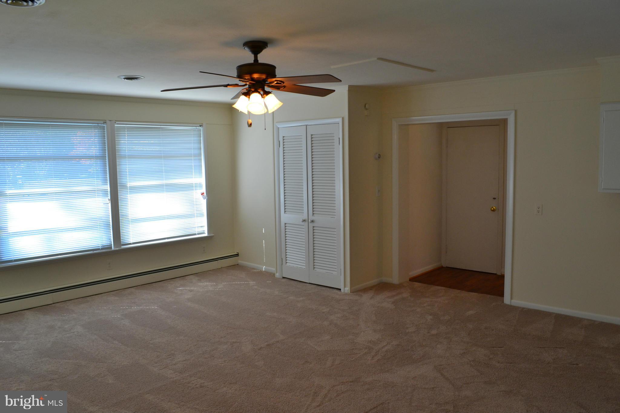 1730 Briggs Chaney Road Silver Spring, MD 20905 - Photo 11 of 30 Family Room