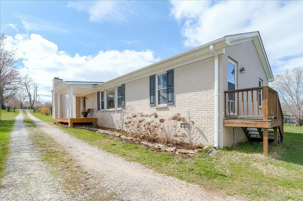 2960 Hifner Road Versailles, KY 40383 - Photo 27 of 66 tempImaged9blJI