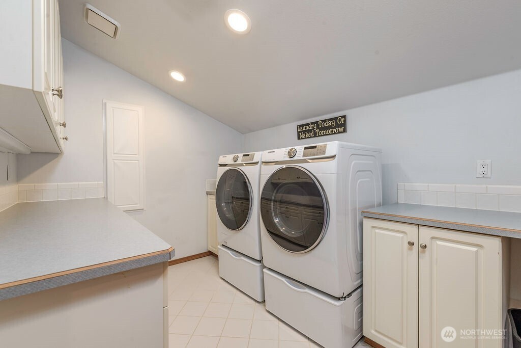 3250 Highway 302 Belfair, WA 98528 - Photo 29 of 40 a utility room with dryer and washer