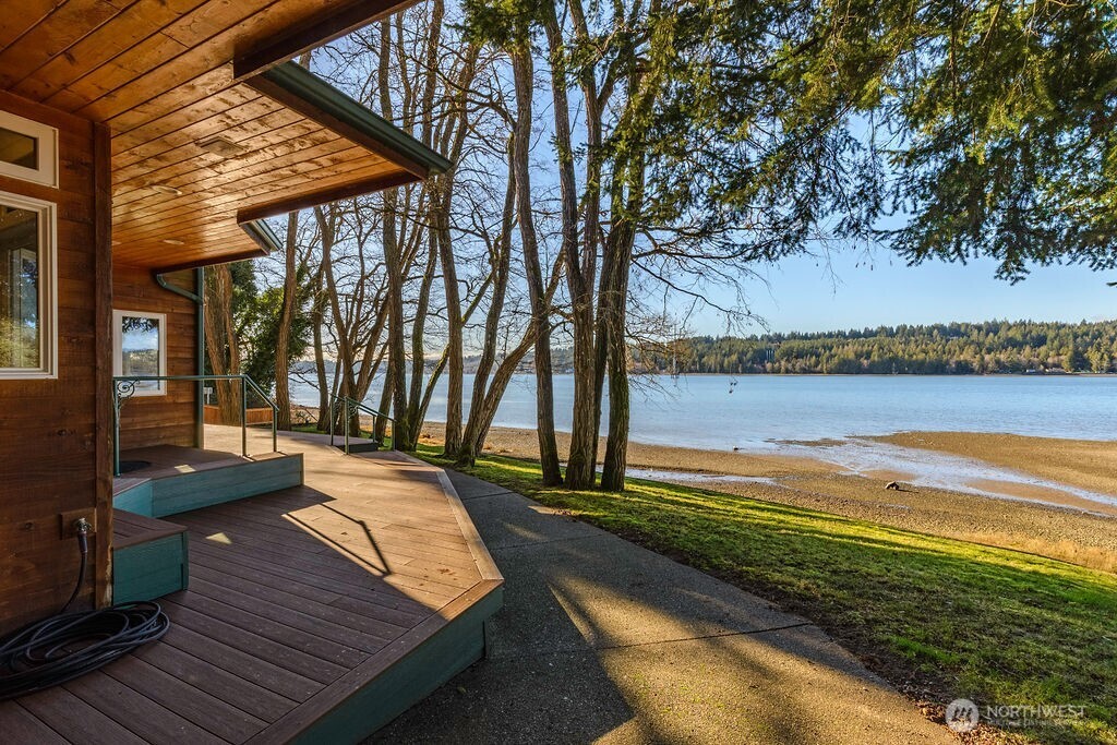 3250 Highway 302 Belfair, WA 98528 - Photo 3 of 40 a view of a backyard with lake view and a ocean view