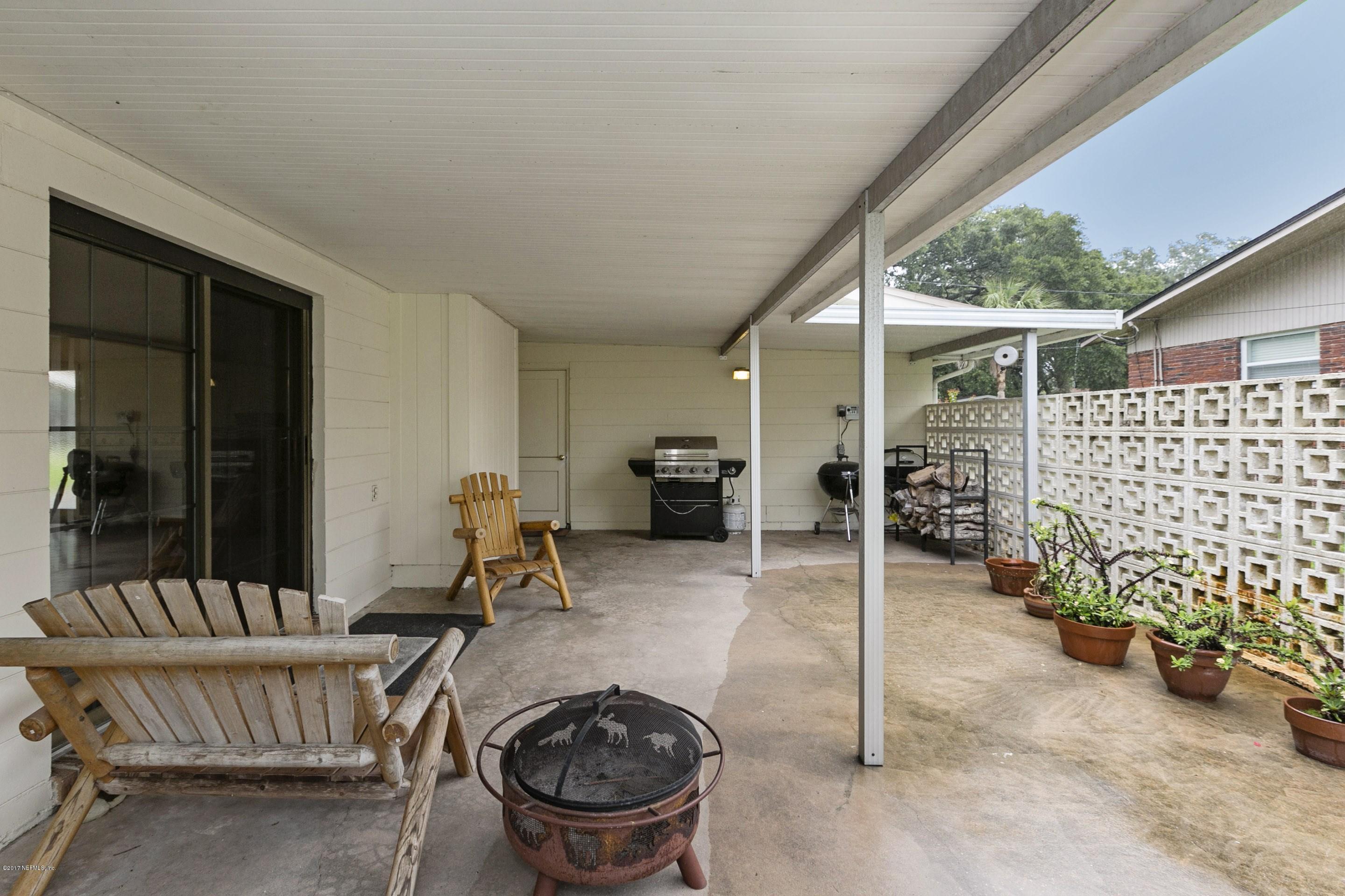 8304 Mathonia Avenue Jacksonville, FL 32211 - Photo 18 of 22 Patio